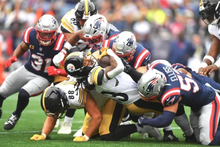 Steelers generate little in loss